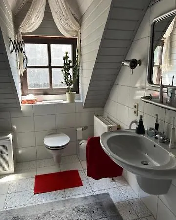 Doppelzimmer Mit Gemeinschaftsbad In Nuernberg Fischbach Exterior photo