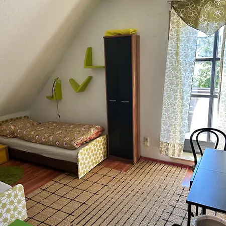 Doppelzimmer Mit Gemeinschaftsbad In Nuernberg Fischbach Exterior photo
